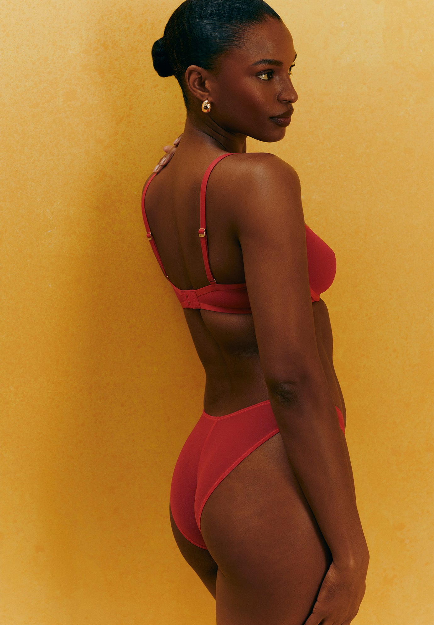 The Bikini - Mesh image number 0
