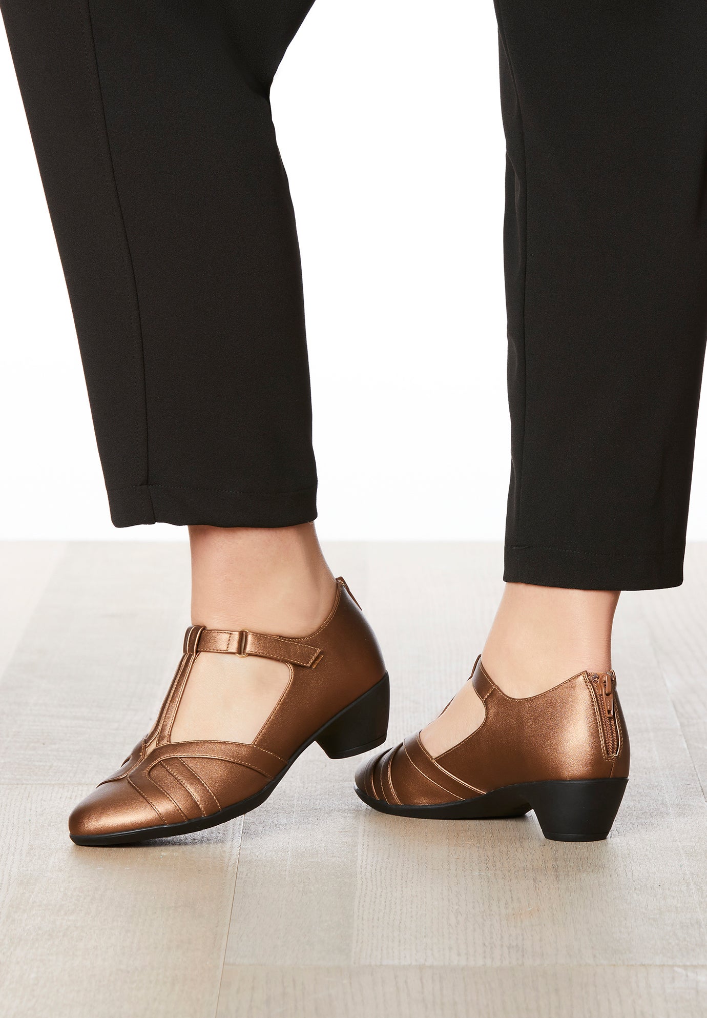 The Celine Shootie image number 8