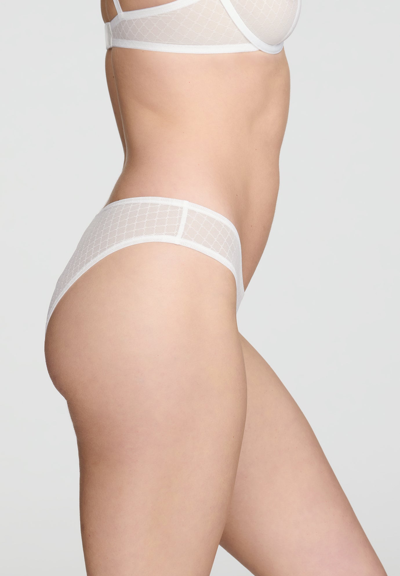The Bikini- Trellis Lace image number 3