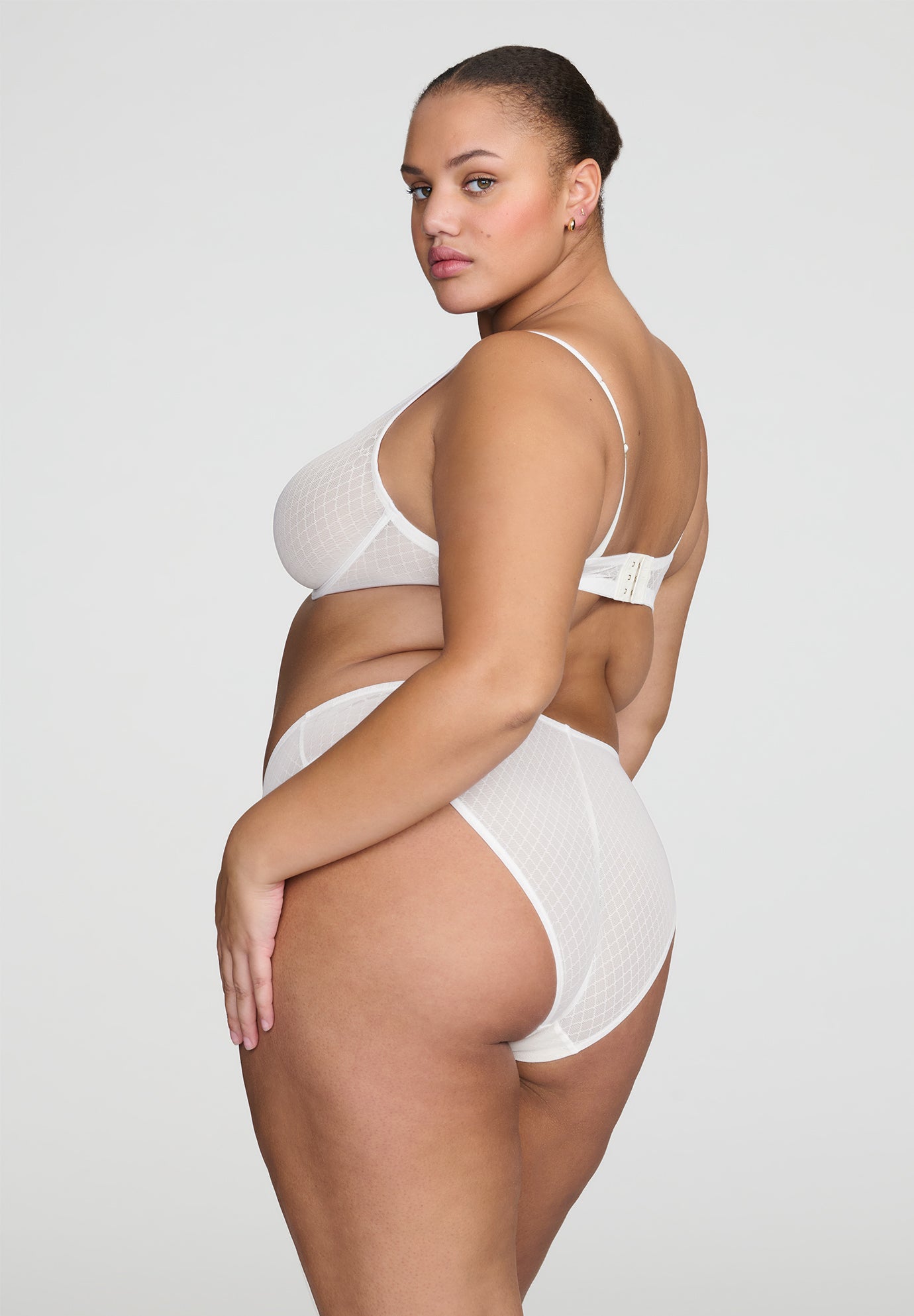 The Bikini- Trellis Lace image number 9