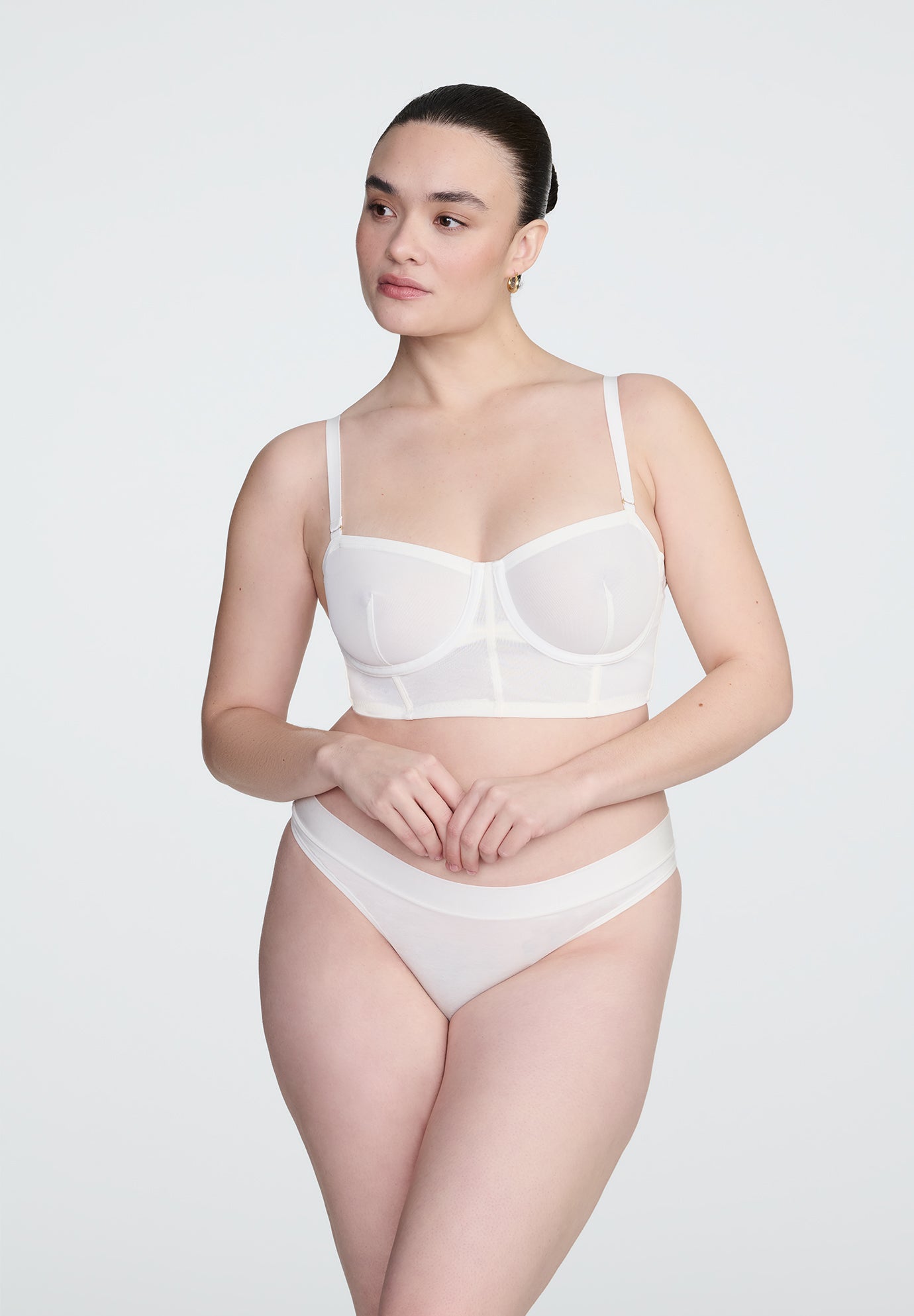 The Longline Bra - Mesh image number 2
